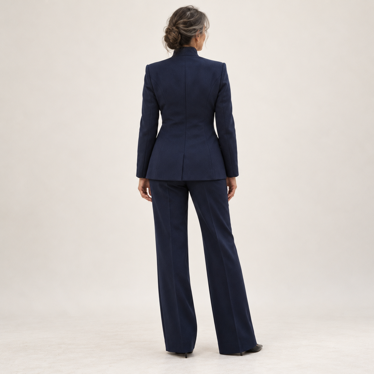 Completo Donna Sartoriale con Blazer e Pantaloni a Gamba Larga Blu Navy