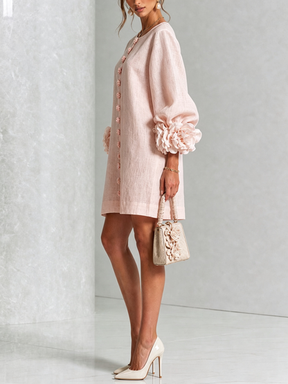 Abito Mini Donna Bianco con Bottoni Frontali e Polsini Floreali