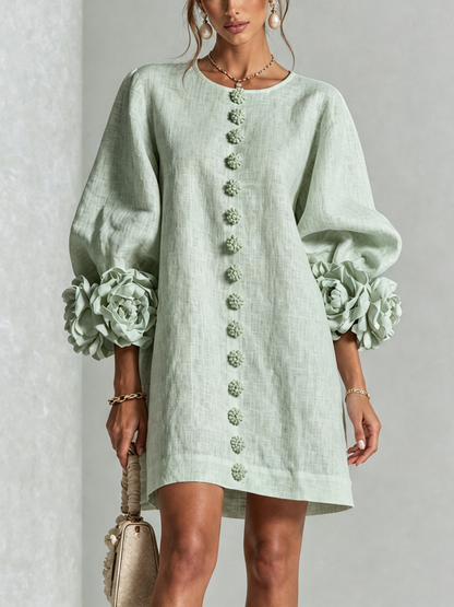 Abito Mini Donna Bianco con Bottoni Frontali e Polsini Floreali