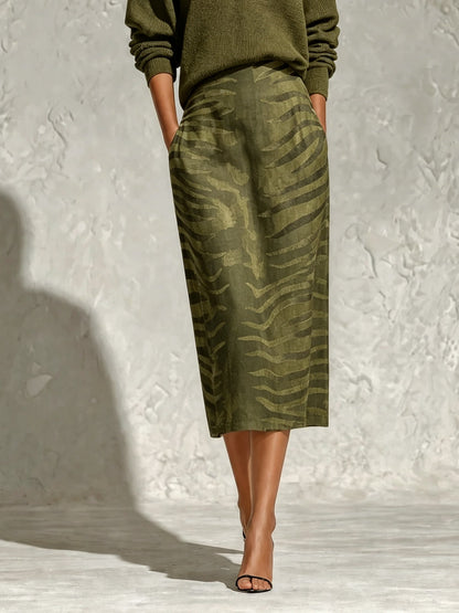 Completo Donna in Maglia Verde Oliva con Gonna Midi a Fantasia Zebrata