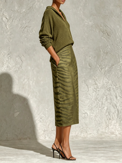 Completo Donna in Maglia Verde Oliva con Gonna Midi a Fantasia Zebrata