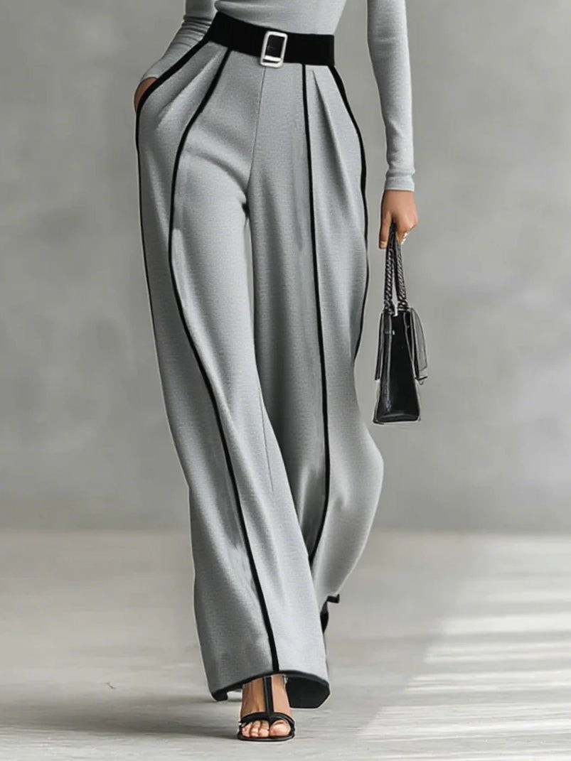 Completo Donna con Top a Collo Alto e Pantaloni a Gamba Larga con Cintura