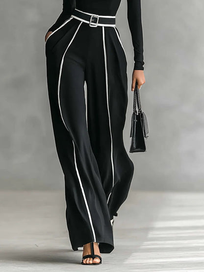 Completo Donna con Top a Collo Alto e Pantaloni a Gamba Larga con Cintura