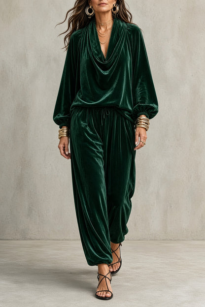 Completo Donna in Velluto con Scollo Drappeggiato e Pantaloni Fluidi