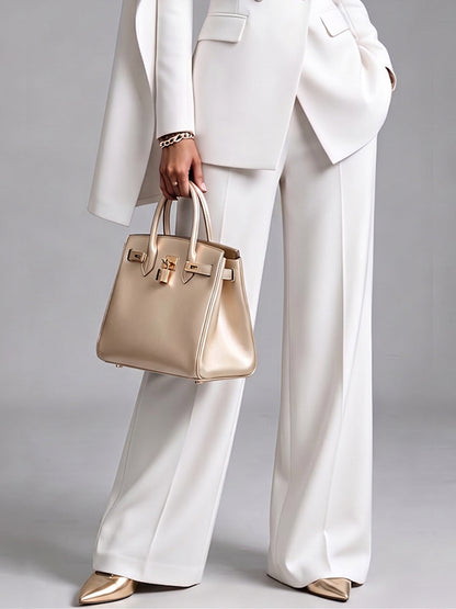 Completo Blazer con Mantella Asimmetrica e Pantaloni